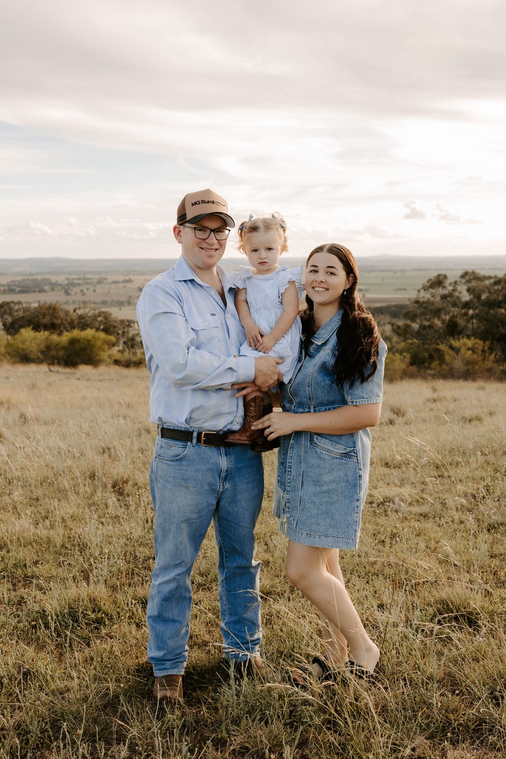 Inverell sunset family