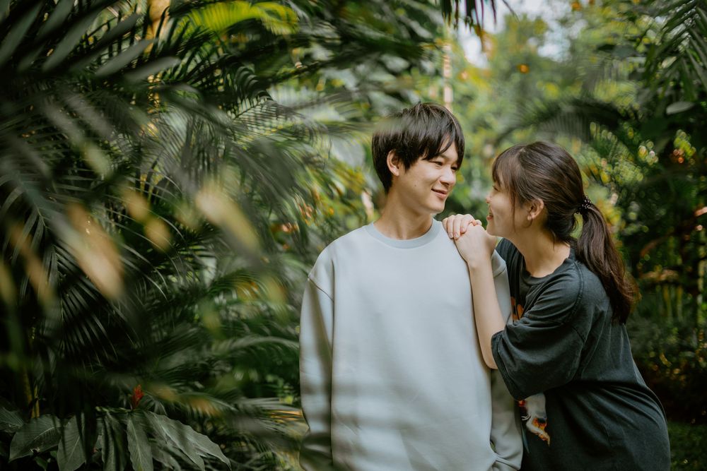 Romantic couple photography session at Adiwana Suweta Ubud, Bali.