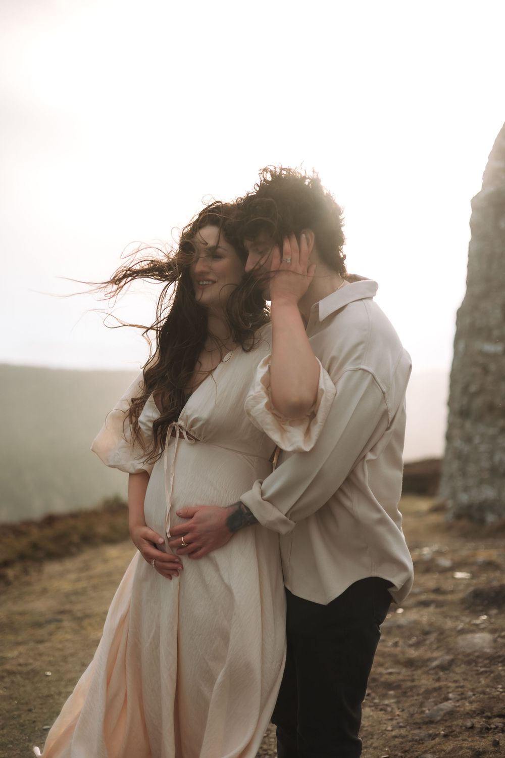 story telling maternity photoshoot