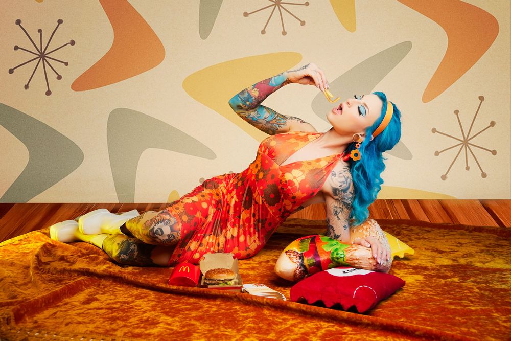 disco fashion photoshoot
McDonald’s editorial photography
retro pop art concept, colorful fashion photography
food and fashion photo shoot
g