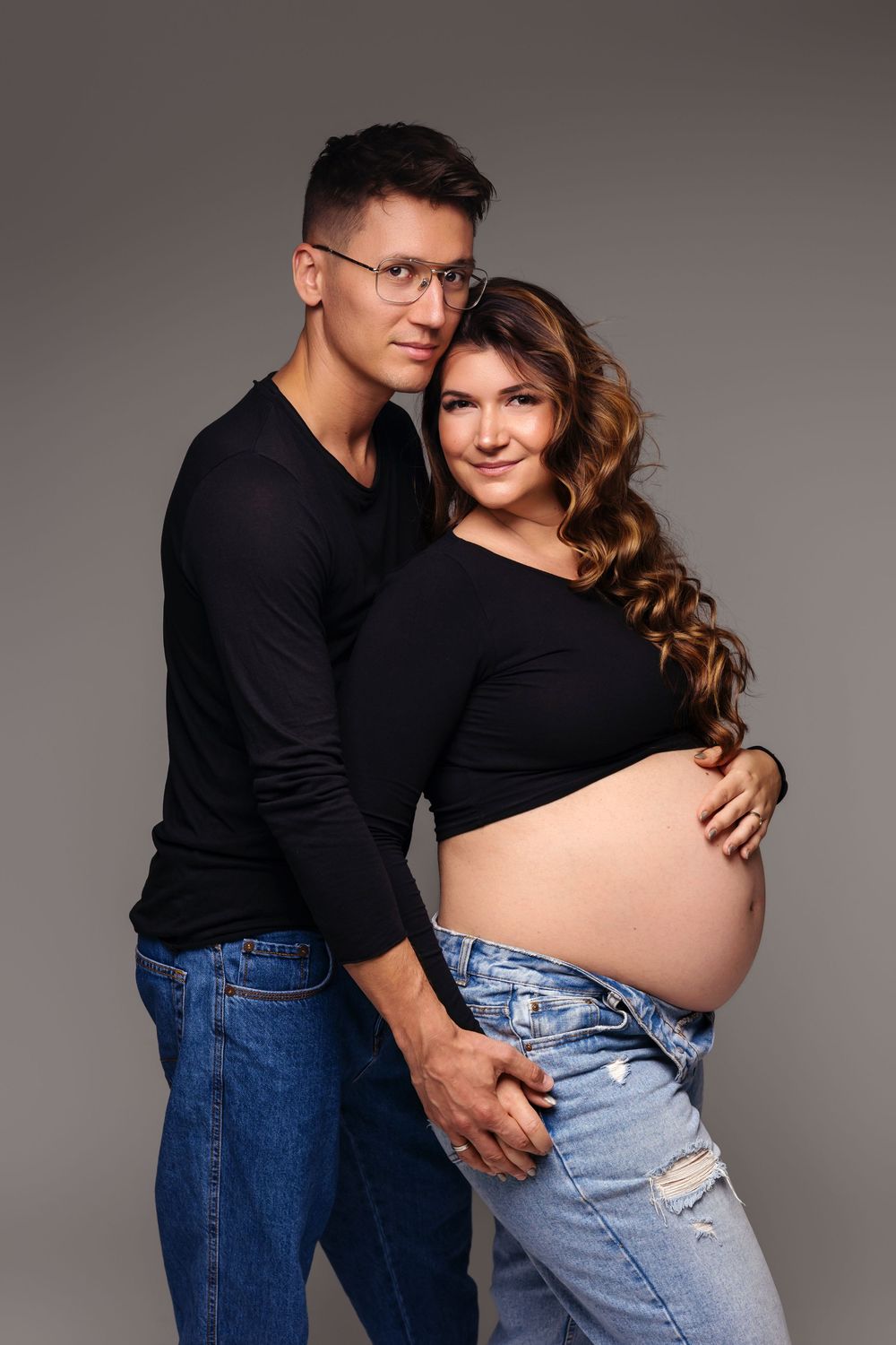kismama fotós eger
stúdiós kismama fotózás eger
saját ruhatárral kismama fotós eger
prémium kismama fotós eger
páros kismama fotózás eger