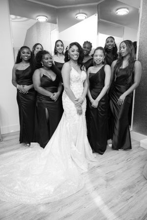 Brighton Abbey bride and bridesmaids photo-01