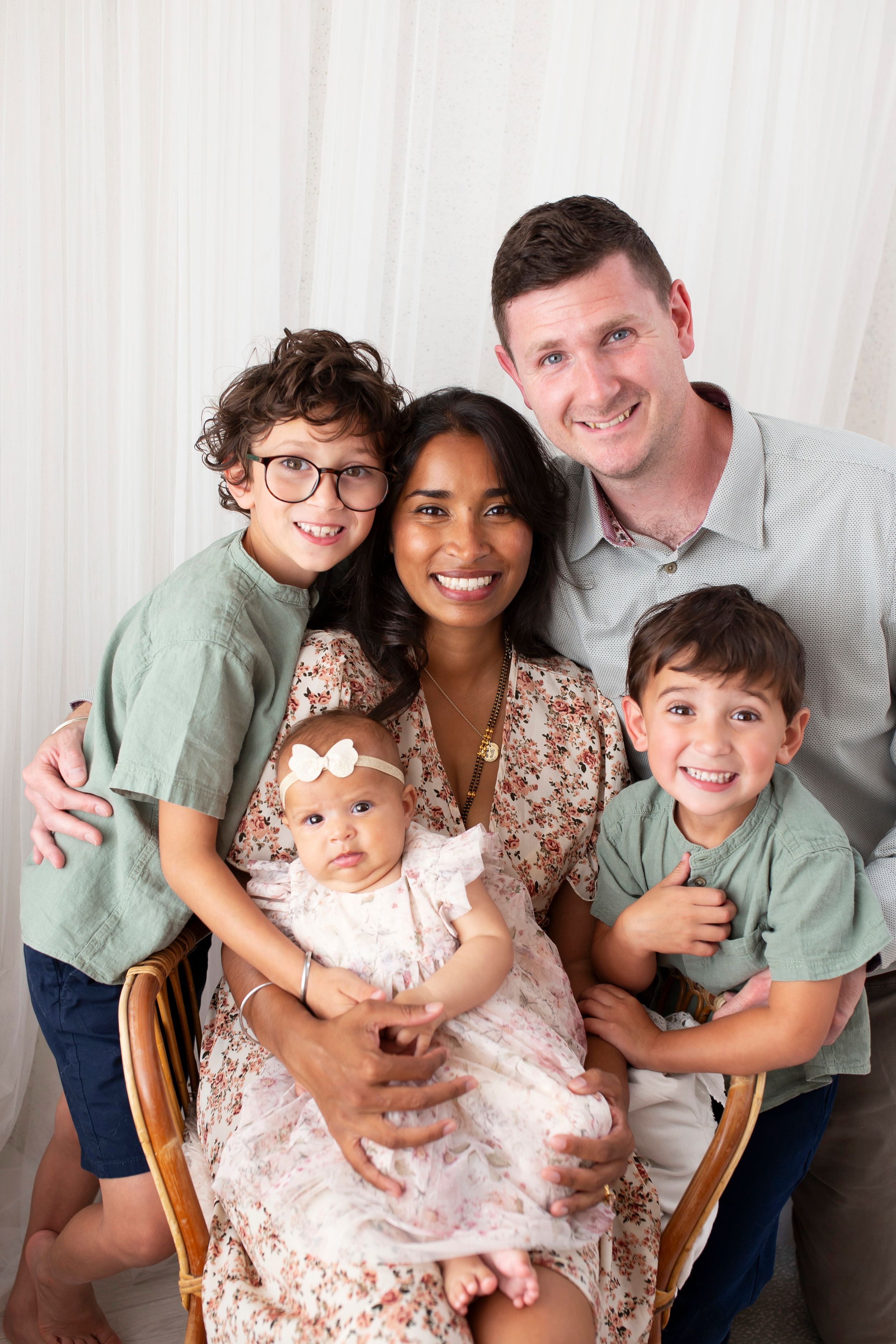 family portrait photoshoot by little wonderland photography widnes cheshire