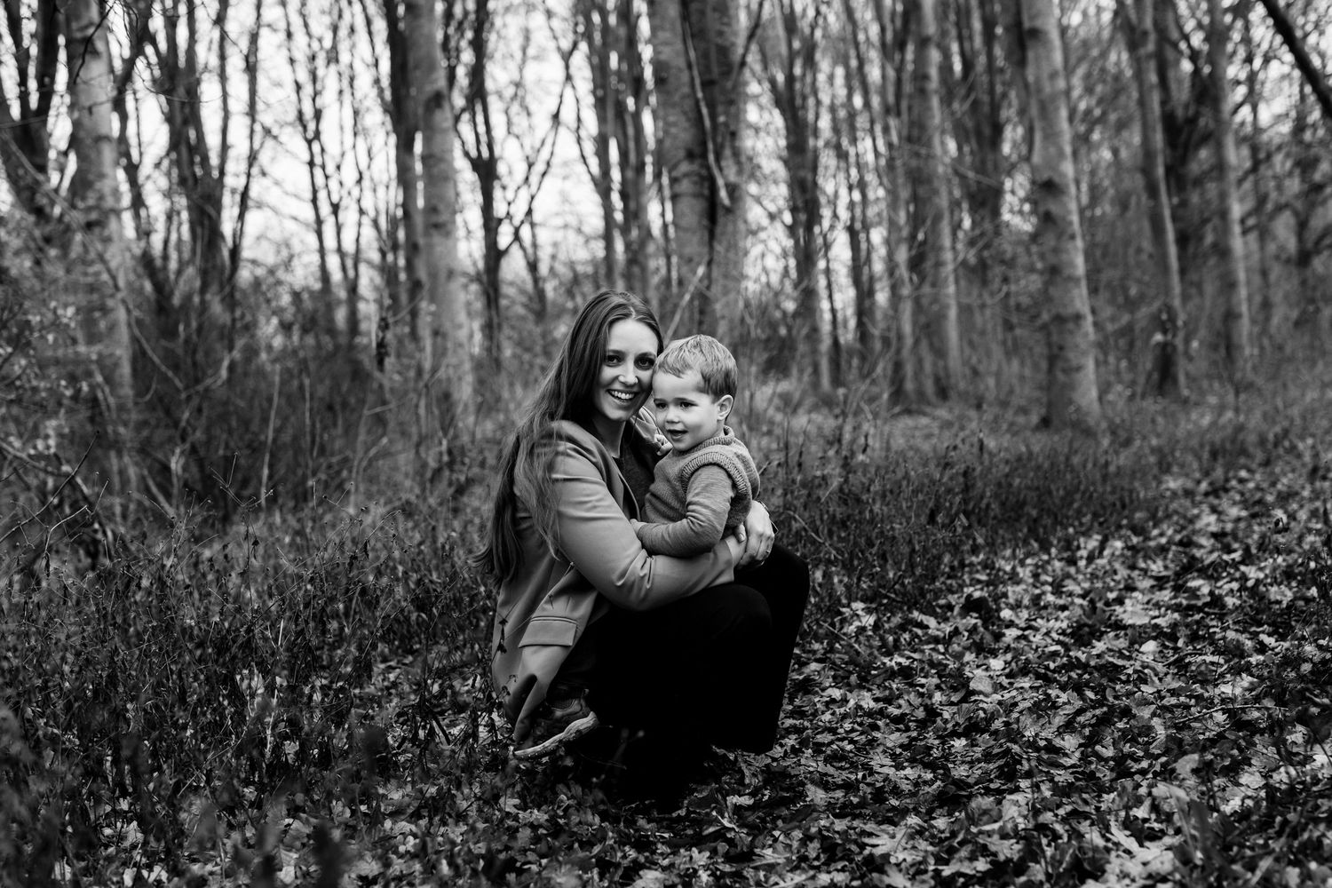 Fotograf Randers Fotografering i skoven Århus. Børnefotograf Jane Søndberg. Familiefotograf. Skønne billeder af dine børn, lige som de.