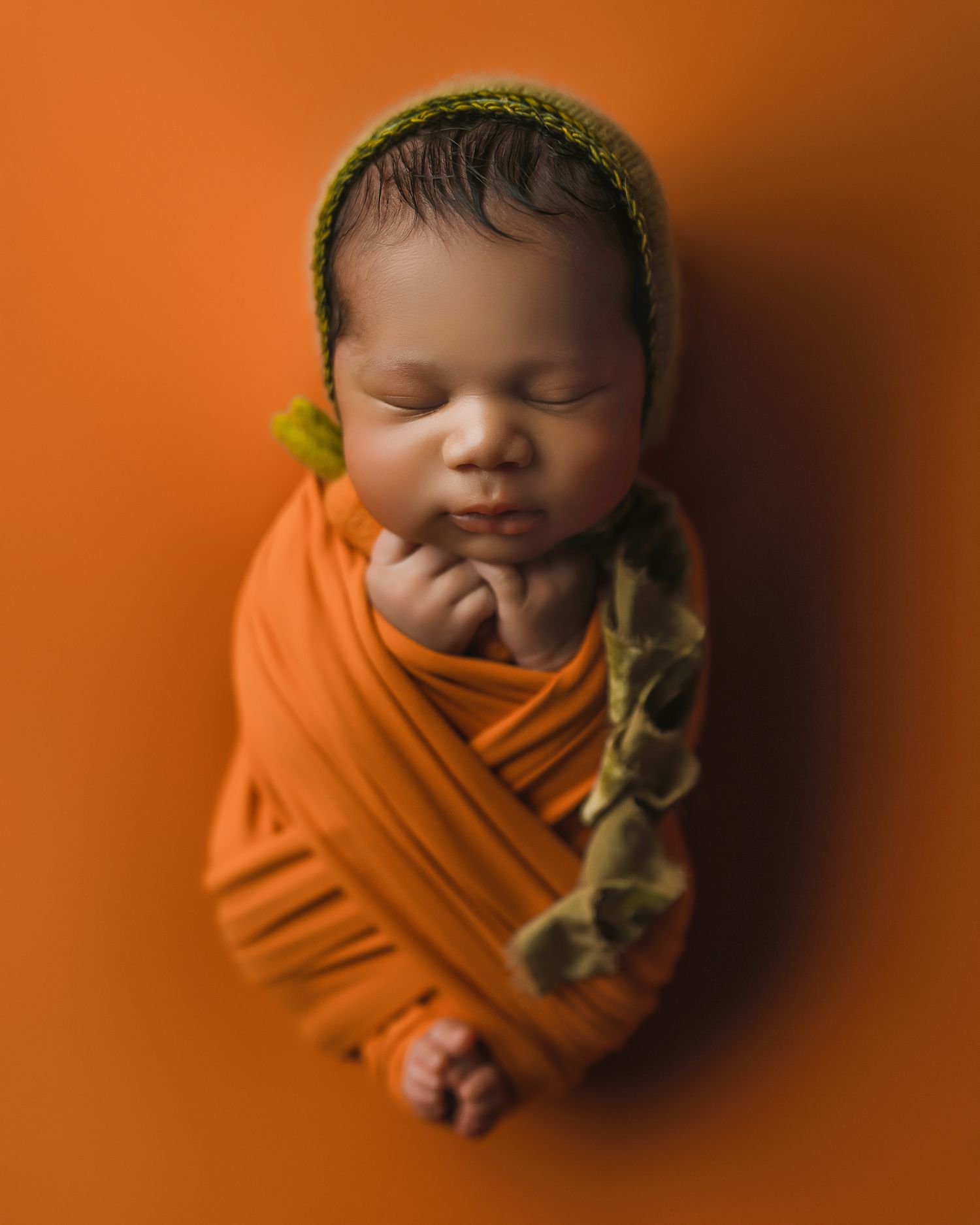 Newborn photography studio located in between Atlanta, Georgia and Birmingham, Alabama with full service photo studio.