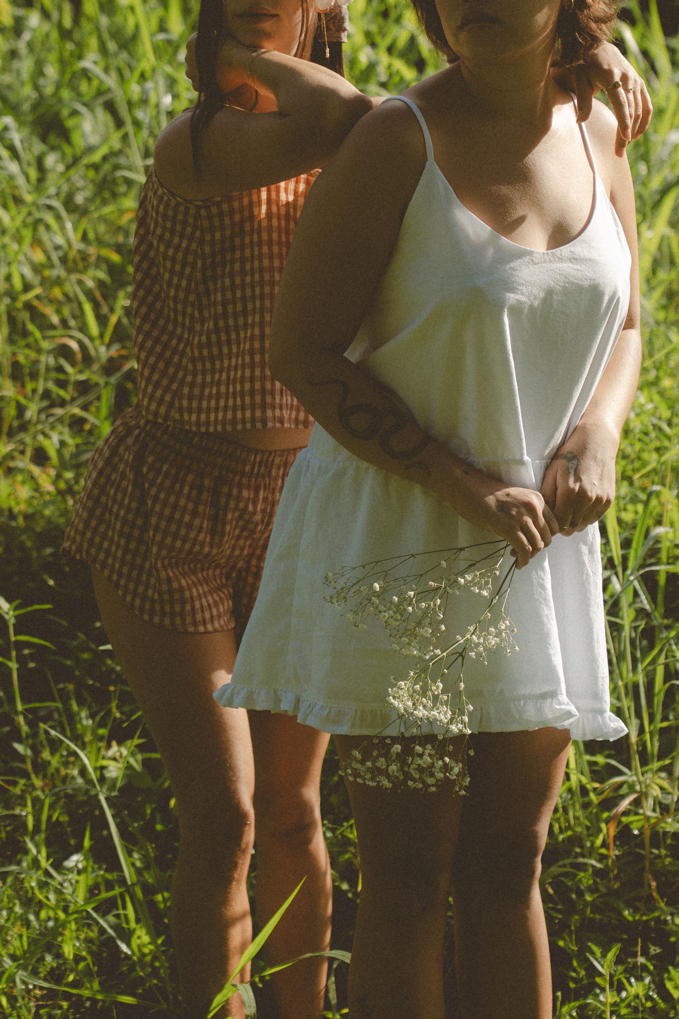 models laughing by Kauai Photographer