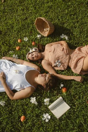 models laughing by Kauai Photographer