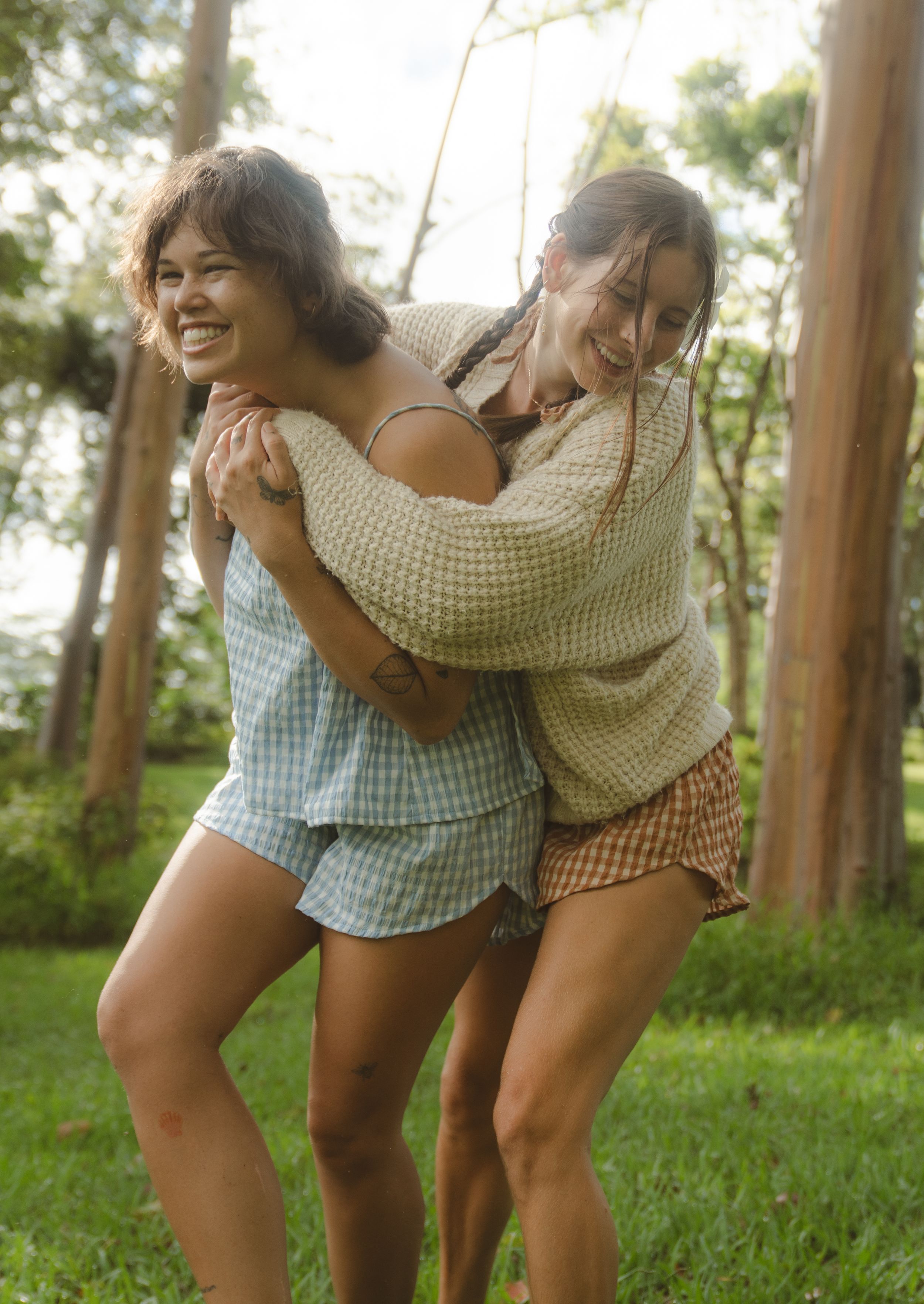models laughing by Kauai Photographer