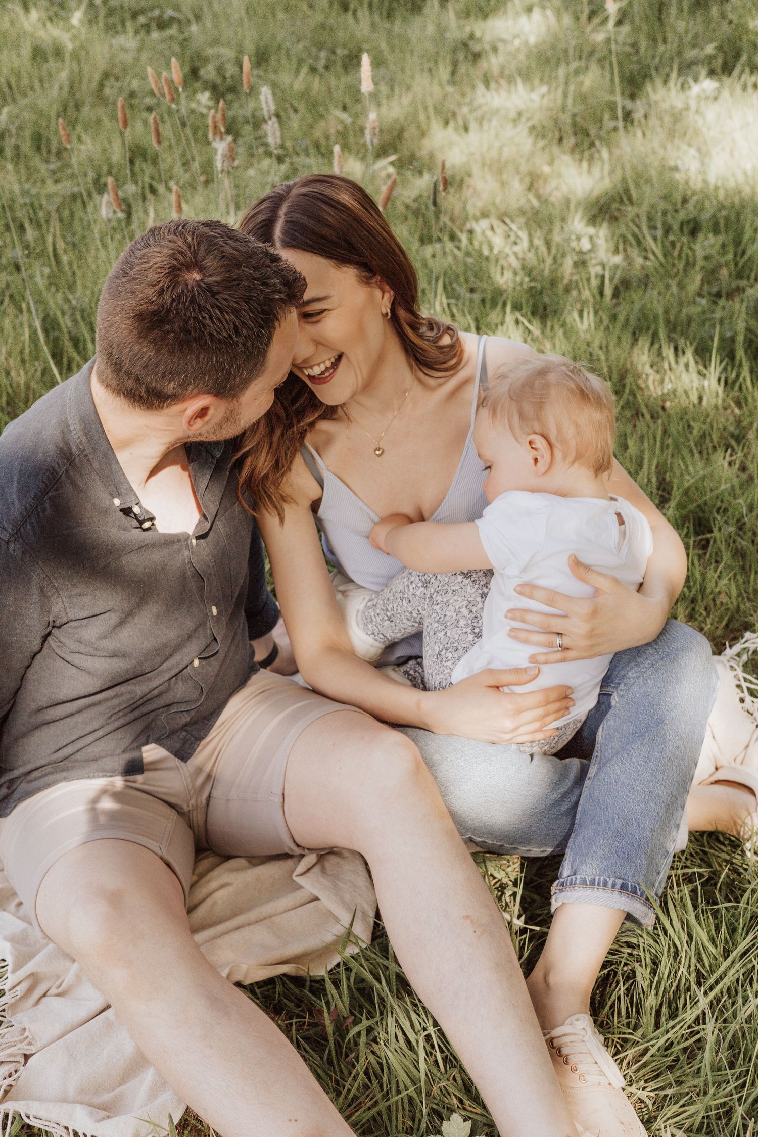 Maternity photoshoot in Poringland, Norwich, by Snapsbyleigha
