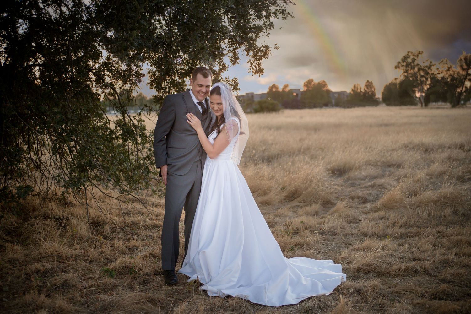 Sunset photo of bride & groom at Evergreen Springs in Elk Grove, California. Photo by Elk Grove Wedding Photographer, Ashley Nicole Baeza.