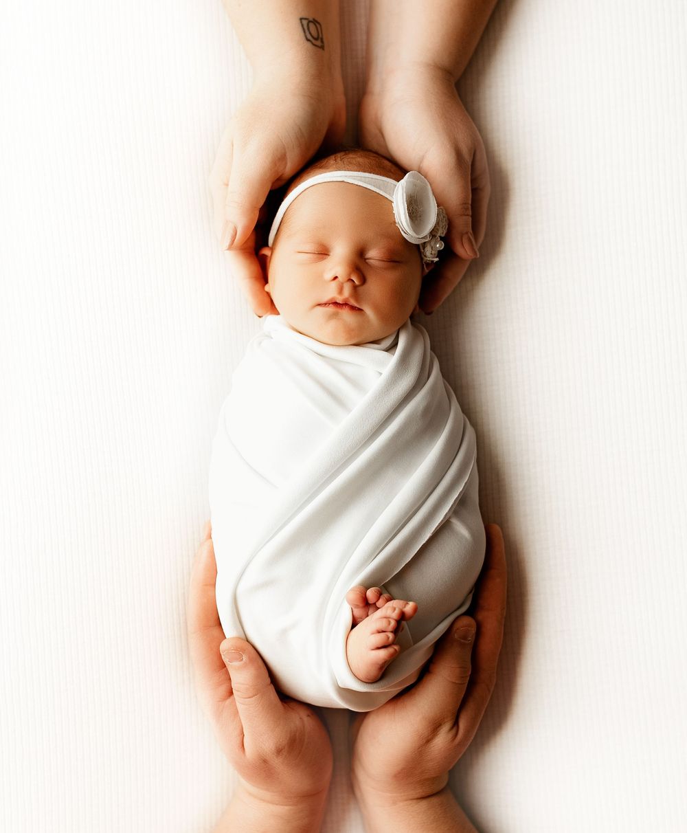Sleeping Baby Emersyn | Portsmouth, OH Newborn Photographer – Sweet newborn Emersyn peacefully sleeping, photographed by Bailey’s Photograph