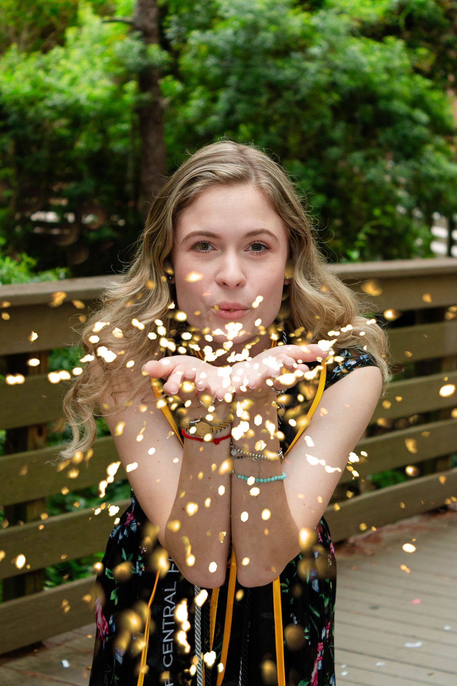 Senior photo session in Orlando, Florida – captured by Lucy Knox Photography. UCF
