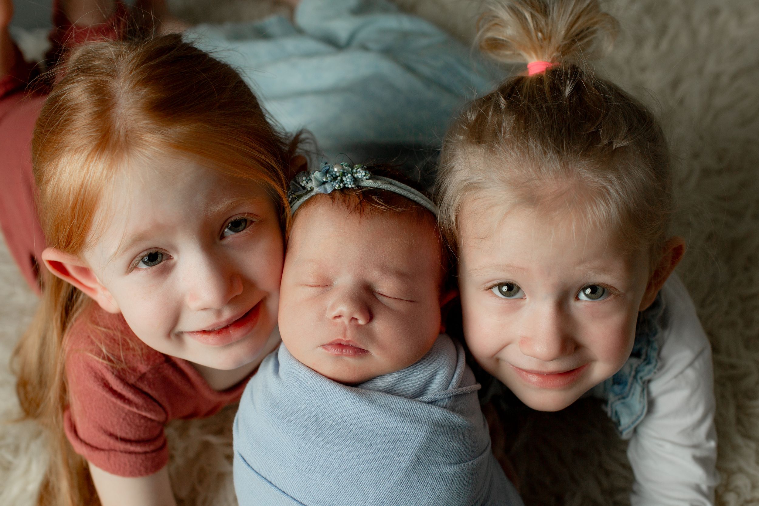newborn siblings