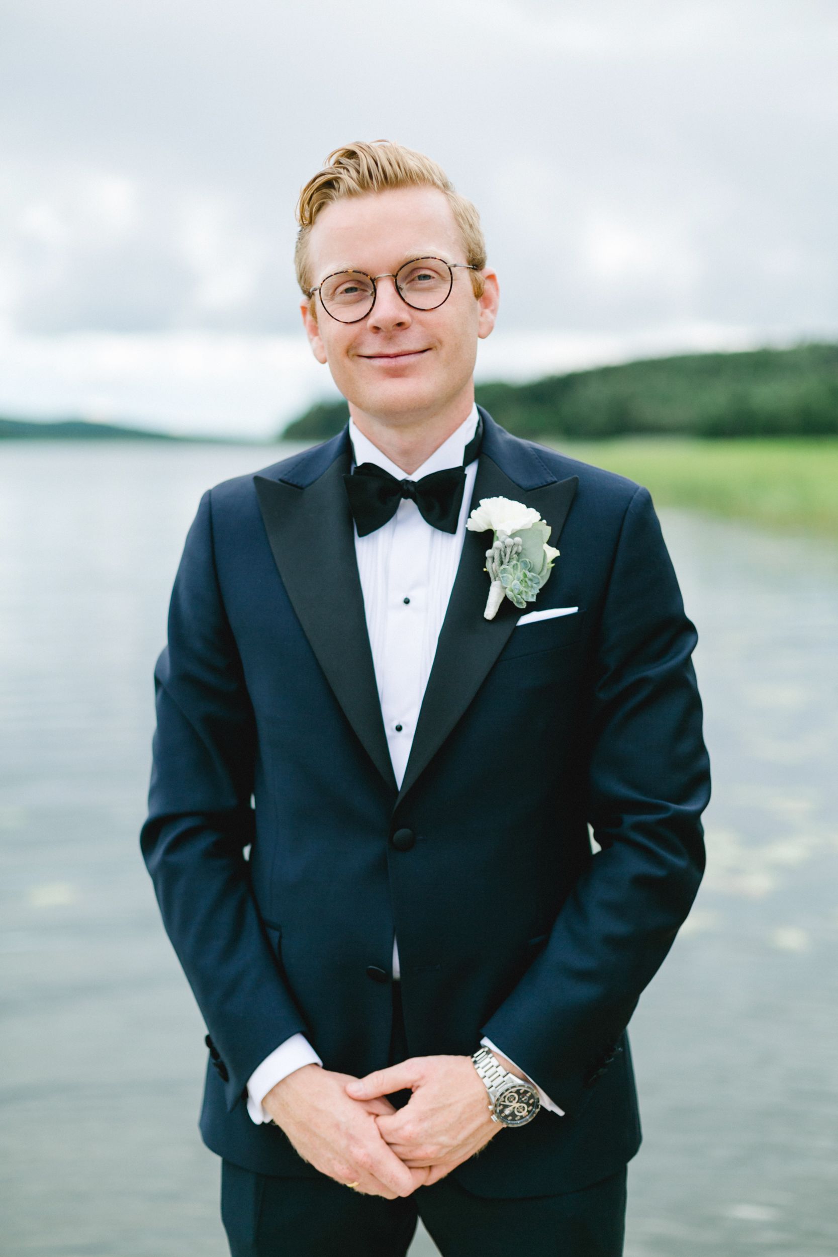 Daniel och Victoria från Norge kom till Sverige för ett helt magiskt bröllop på Dömle Herrgård. Fotograf Rebecca Nordin.