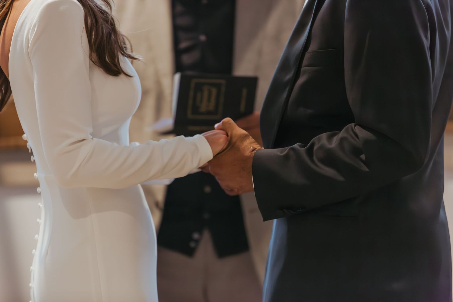 Wedding ceremony at Holliday Farms and Zionsville, Indiana