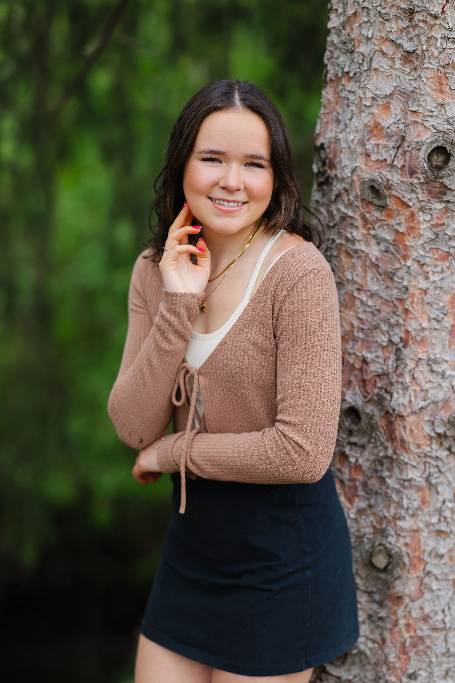 Traditional high school senior portrait in Hudson, Ohio captured by local photographer Tom Forrest.