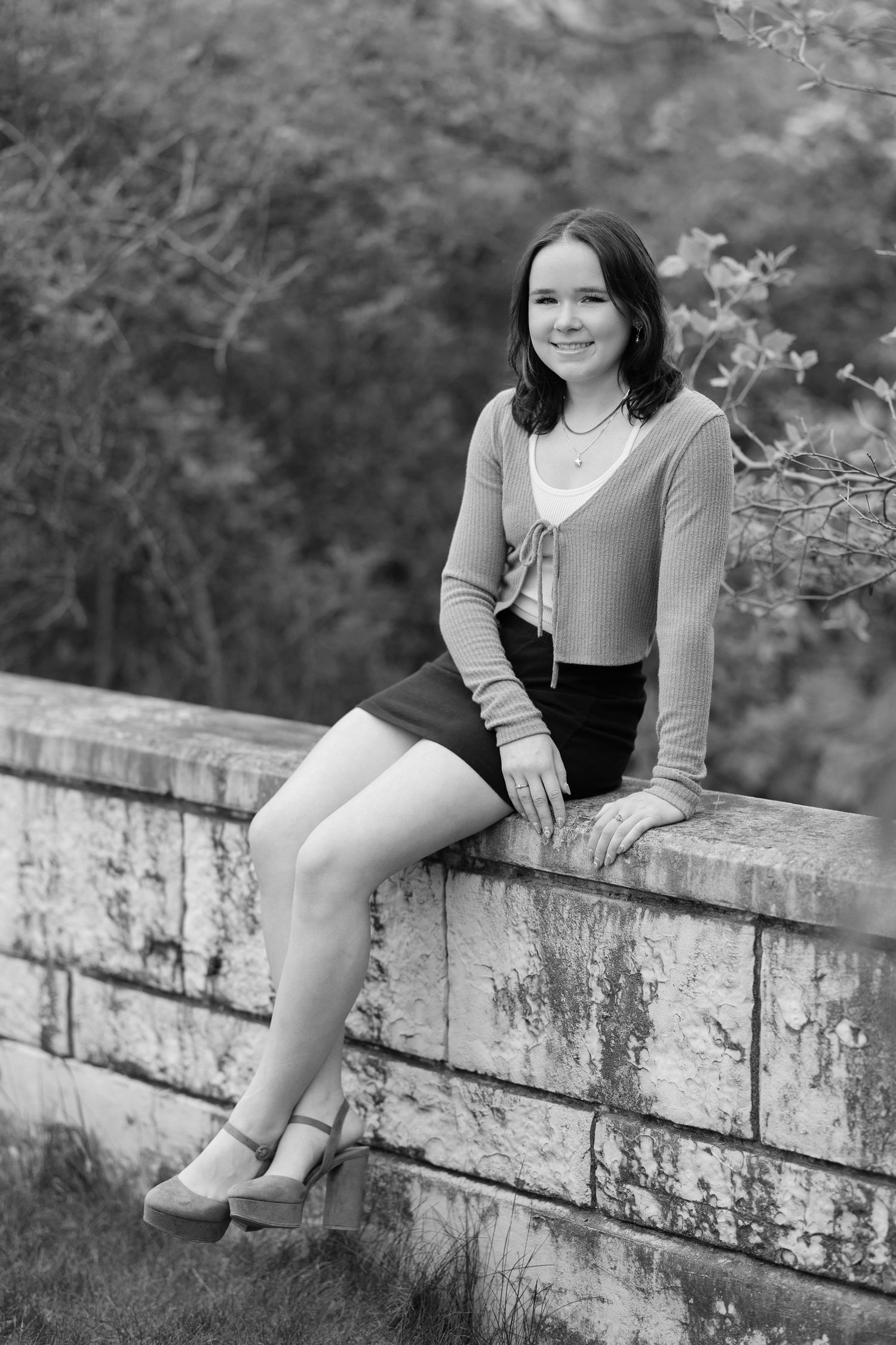 Black and white high school senior portrait in Hudson, Ohio captured by local photographer Tom Forrest.