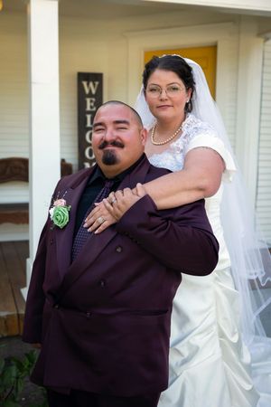 Hidden Gem wedding Meridian Idaho couple's portrait