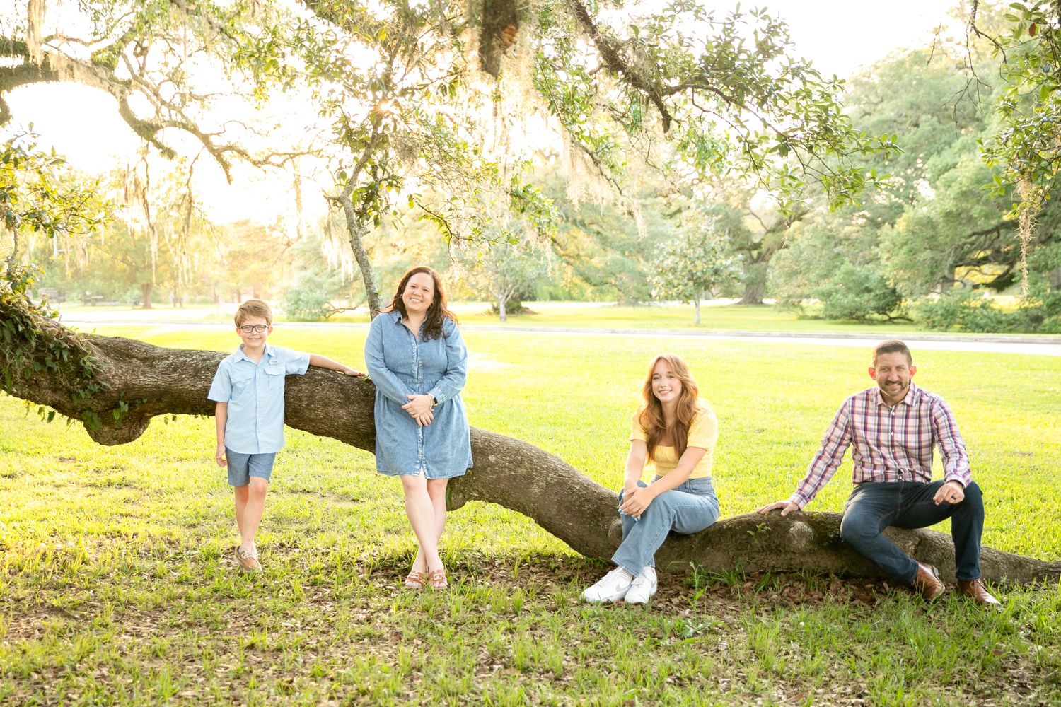 Family session taken at Central Oaks in Central City, LA, just outside of Baton Rouge.