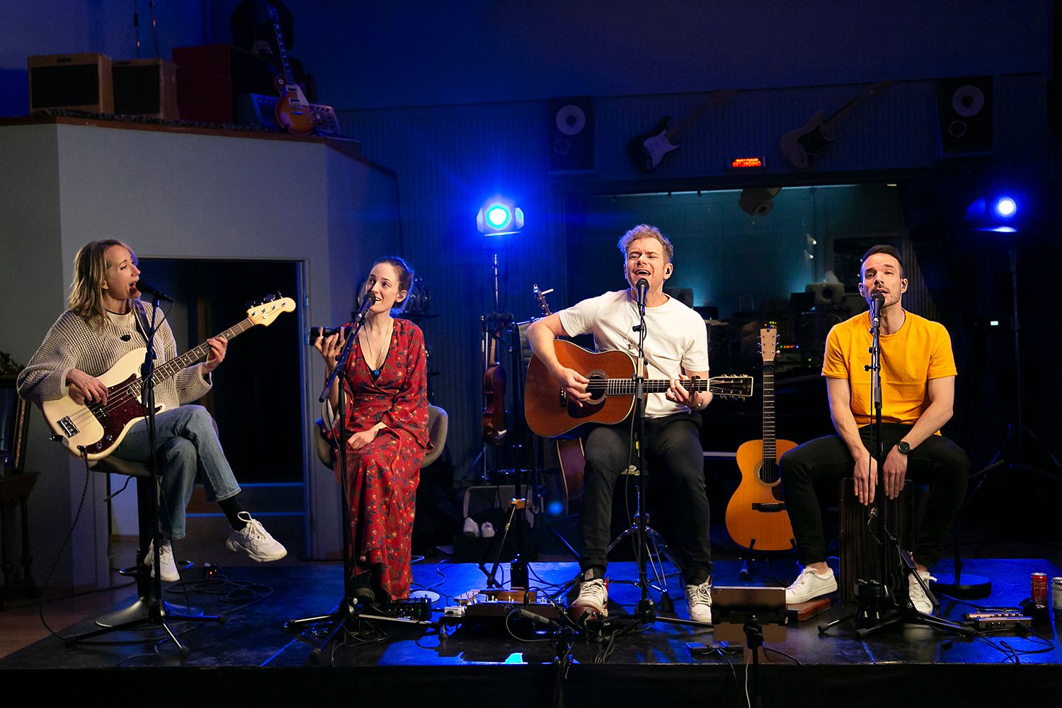 Peter Johansson och Bruno Mitsogiannis i Bagpipe Studio med Rakt Live. Fotograf Rebecca Nordin. Matilda Grün och Petra Wahlgren.