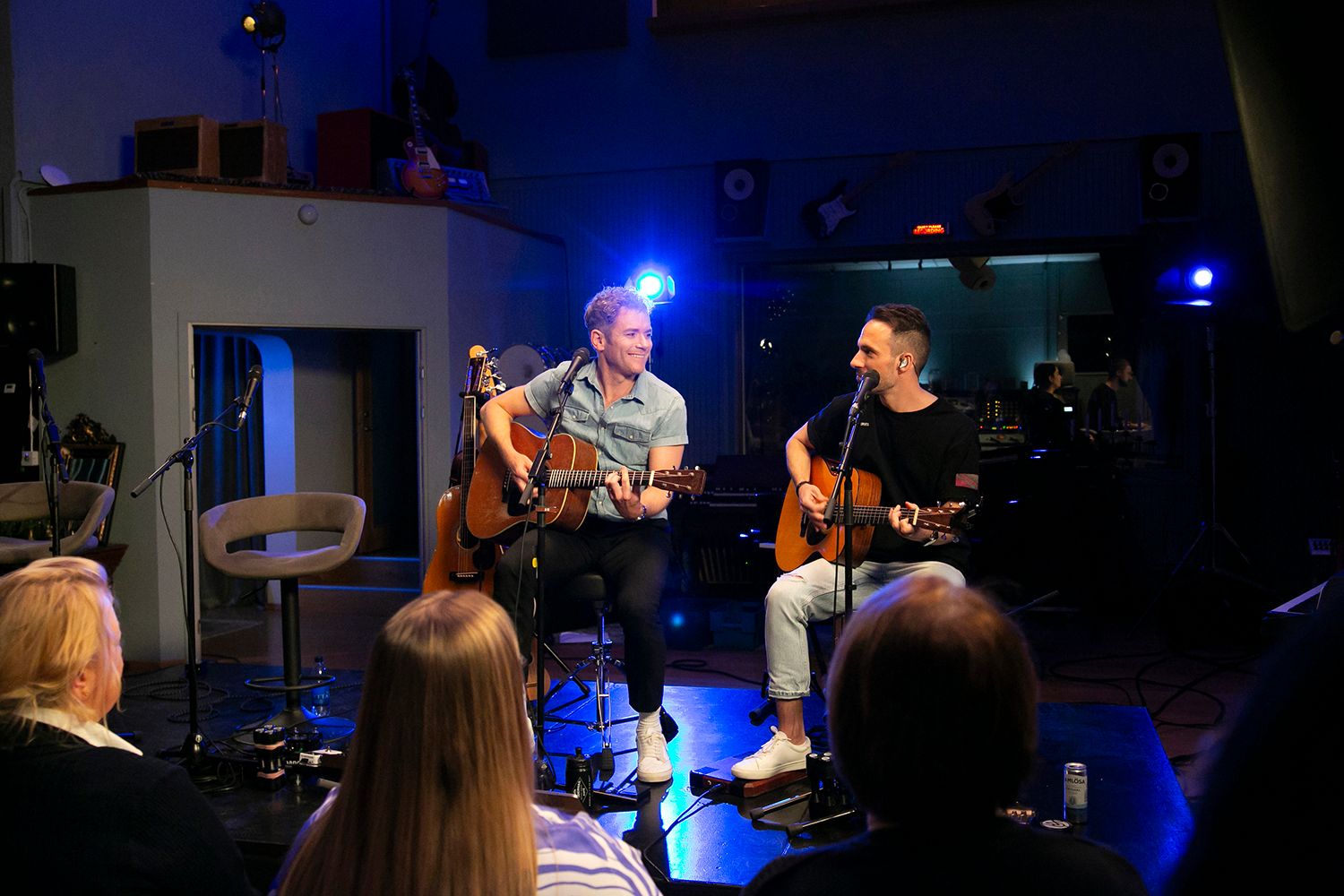 Peter Johansson och Bruno Mitsogiannis i Bagpipe Studio med Rakt Live. Fotograf Rebecca Nordin.