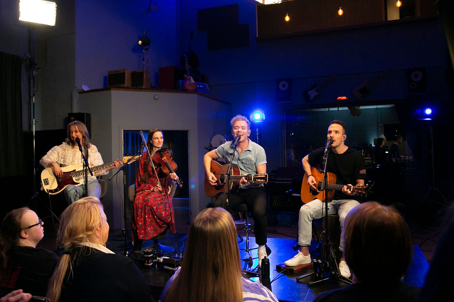 Peter Johansson och Bruno Mitsogiannis i Bagpipe Studio med Rakt Live. Fotograf Rebecca Nordin. Petra Wahlgren och Matilda Grün.