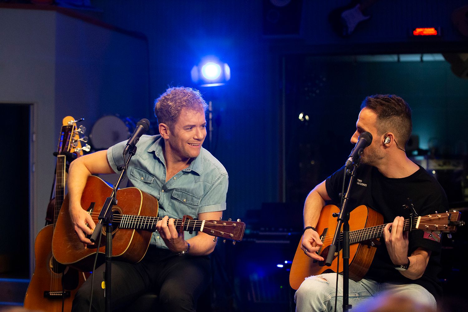 Peter Johansson och Bruno Mitsogiannis i Bagpipe Studio med Rakt Live. Fotograf Rebecca Nordin.