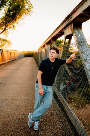 Sierra Vista Senior Photographer_Senior boy session on bridge_9