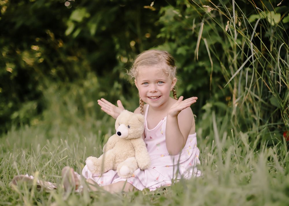 Family Portrait
Professional Photographer Janesville Wisconsin
outdoors
natural light photography