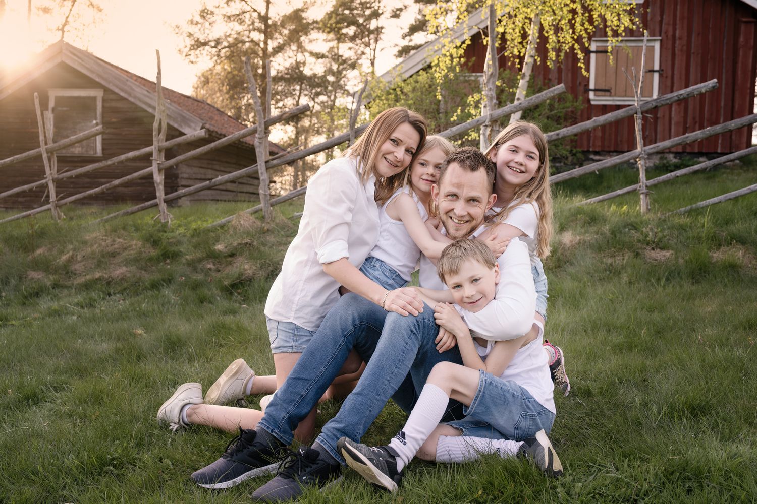 Lekfull familjekram förevigad i bild