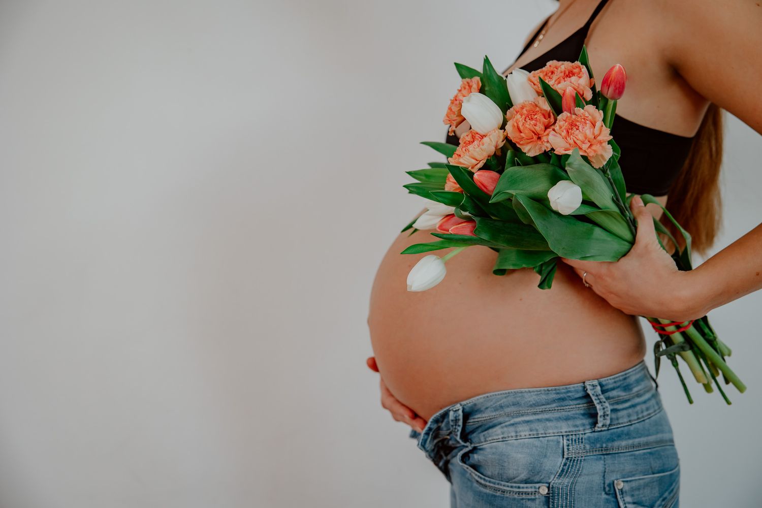 babybauch shooting hamburg indoor studio, fotoshooting, babybauch bilder, schwangerschaft fotoshooting