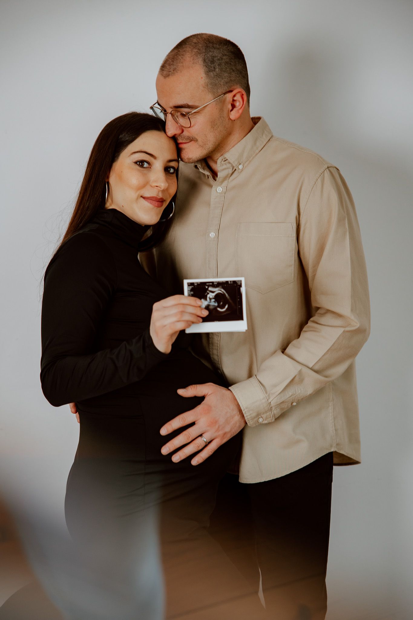 babybauch shooting hamburg indoor studio, fotoshooting, babybauch bilder, schwangerschaft fotoshooting