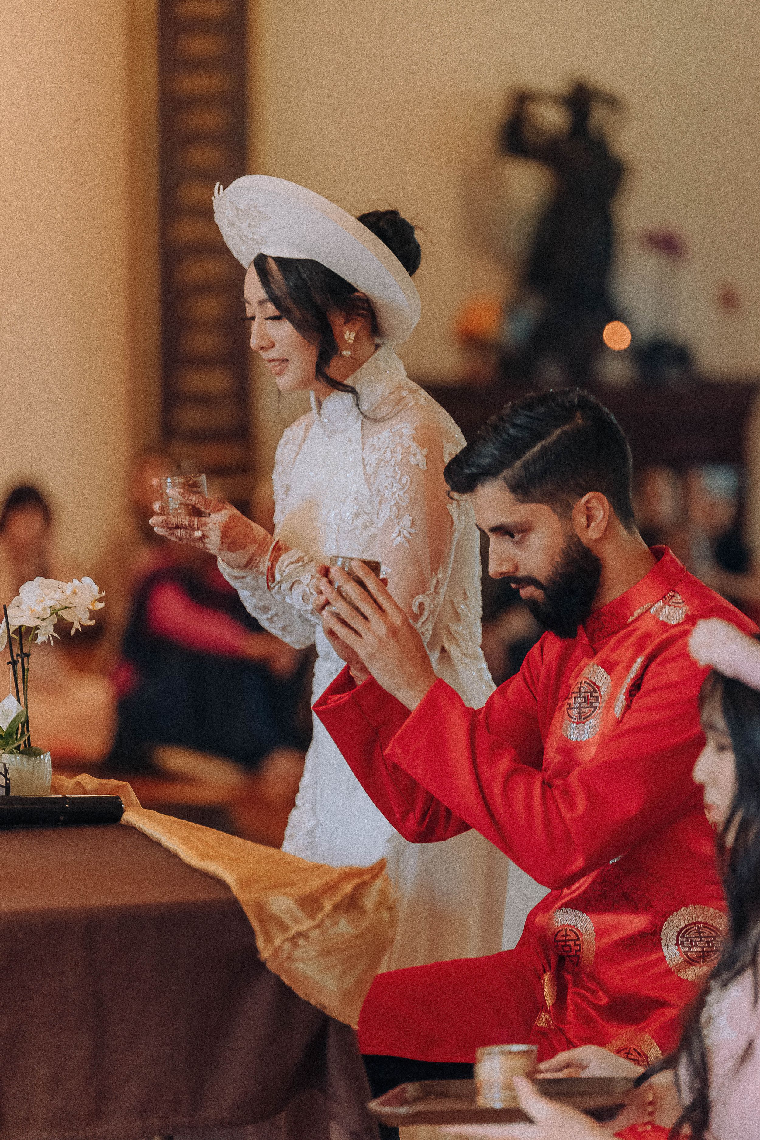 Vancouver wedding Chinese tea asian ceremony traditions venues Langley Chilliwack Richmond Burnaby Coquitlam Pitt Meadow
