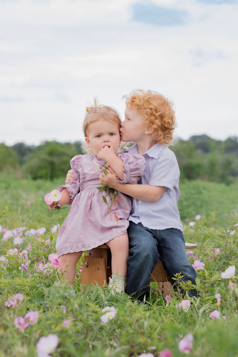 Siblings in bluebonnets, Bluebonnet Mini Session Brushy Creek Lake Park, Tx