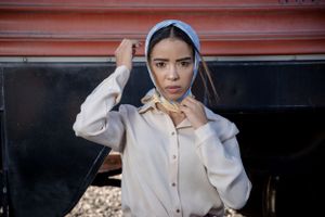 Sacramento portrait photography - vintage portrait of a woman in Old Town Sacramento, Calif.