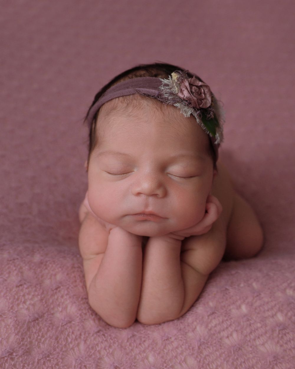 JACKSONVILLE, FLORIDA NEWBORN PHOTOGRAPHY. NEWBORN SESSION. SAINT AUGUSTINE NEWBORN PHOTOGRAPHER.