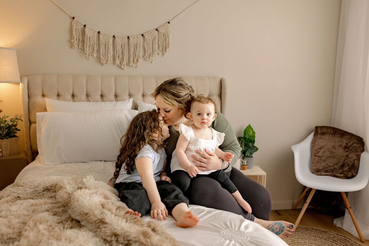 Fairbanks Alaska newborn baby and family photographer, lifestyle photography