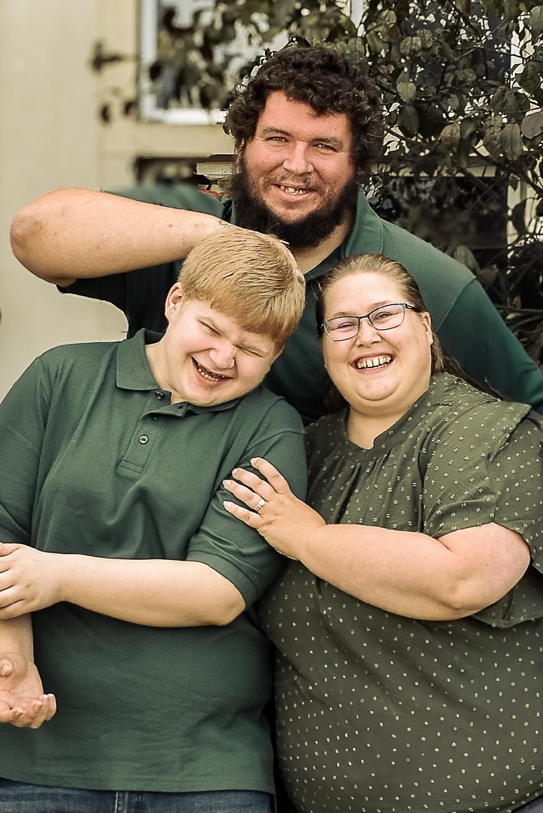 The laughter, the cuddles, the togetherness.  Blue Onion Photography Family sessions.