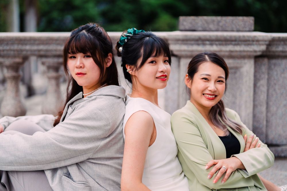 three girlfriends at Tatung University in Taipei City