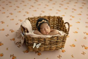 maternity Photographer
newborn photography Kentucky Photographer
Richmond Kentucky 
Lexington kentucky cake smash newborn