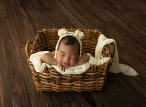 newborn photographer maternity Photographer
newborn photography Kentucky Photographer
Richmond Kentucky 
Lexington kentucky cake smash