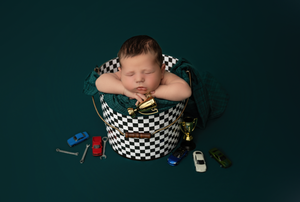 newborn photographer maternity Photographer
newborn photography Kentucky Photographer
Richmond Kentucky 
Lexington kentucky cake smash