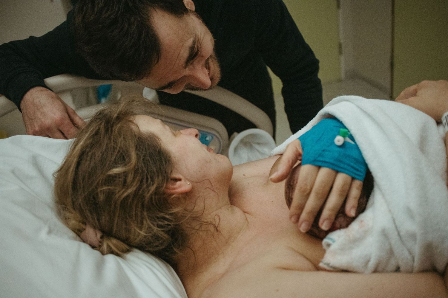 Birth photography in Iceland, capture those unique moments!