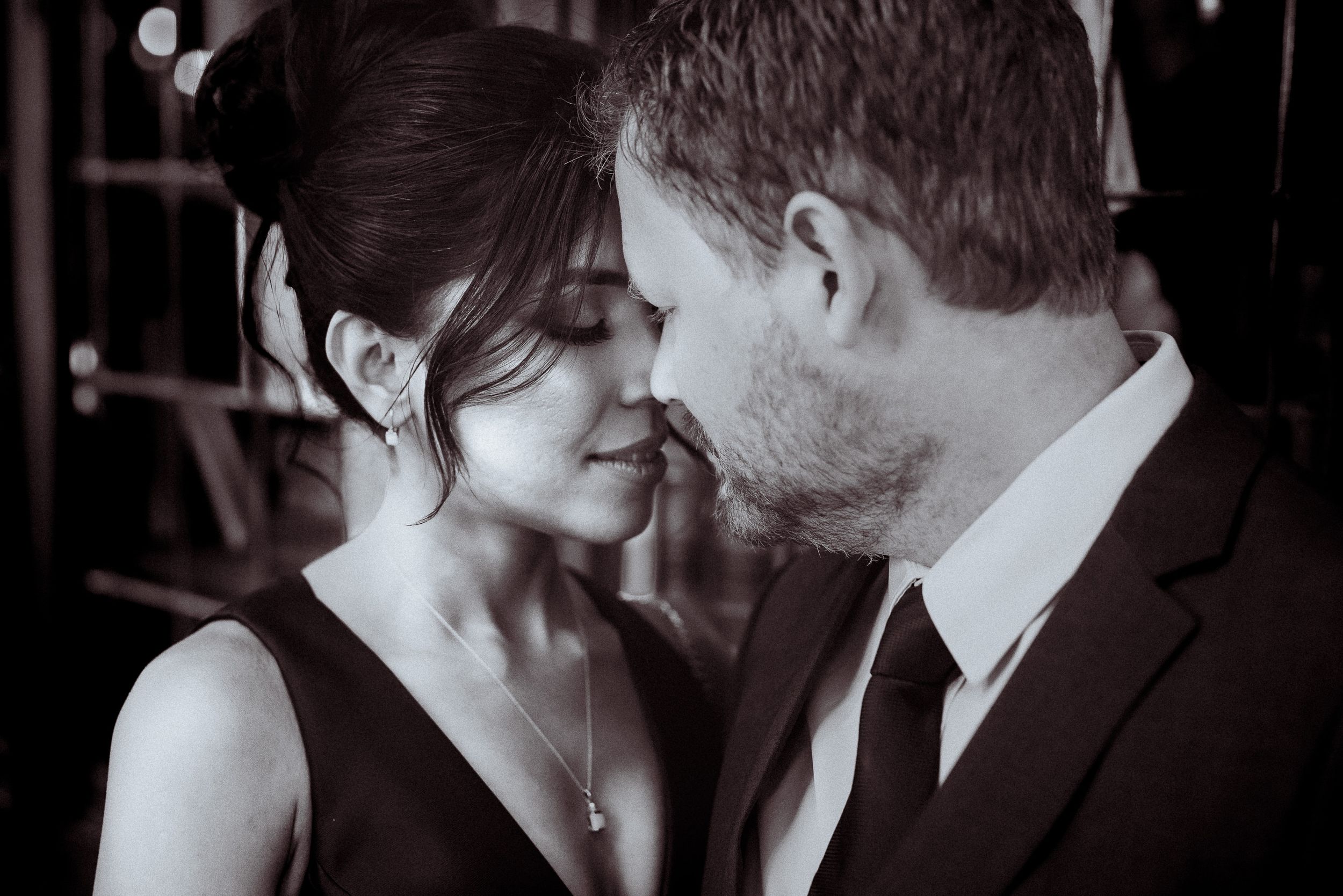 documentary wedding photographer niagara