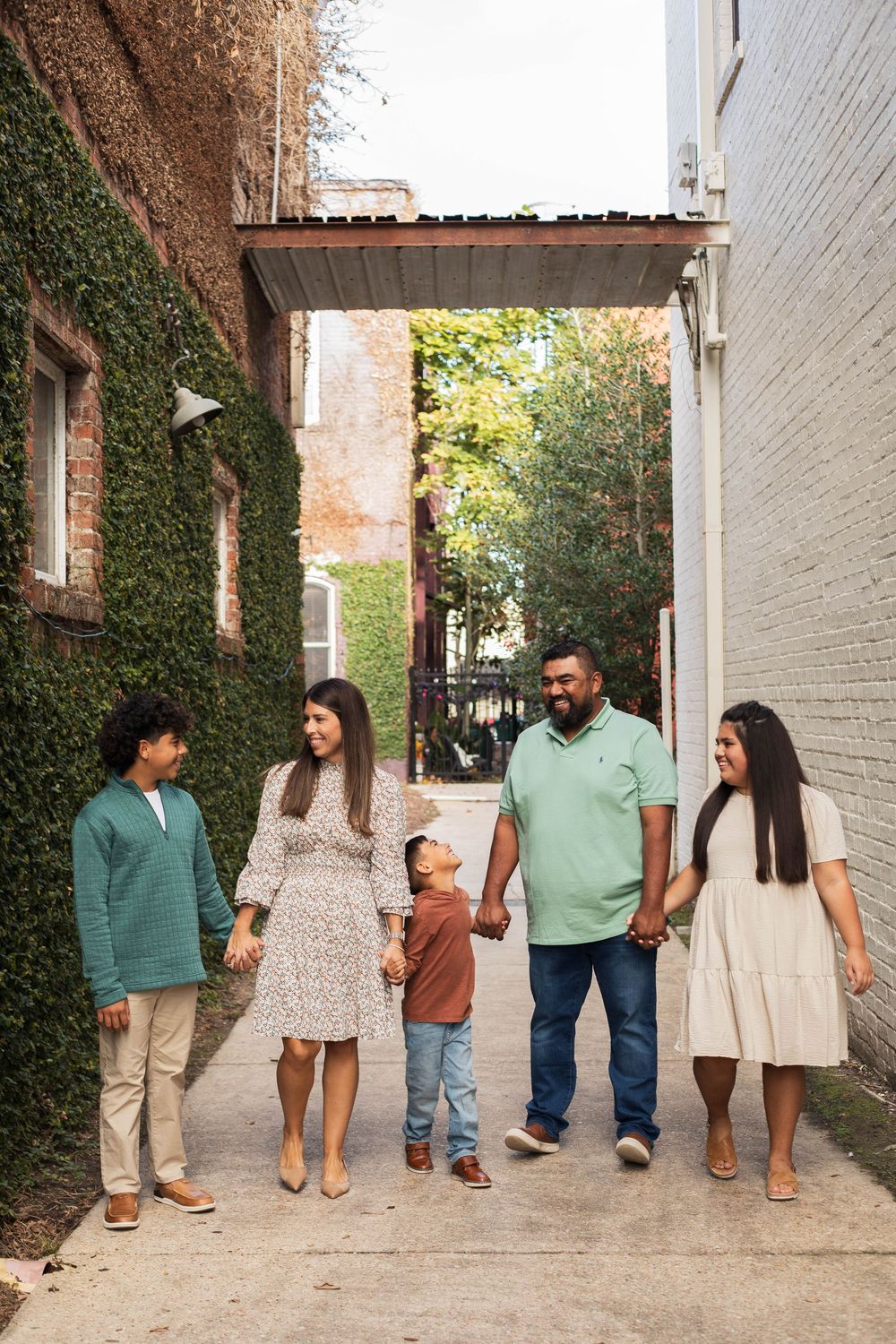 Family portrait photographed in Hammond Louisiana by Danielle Denise Photography.