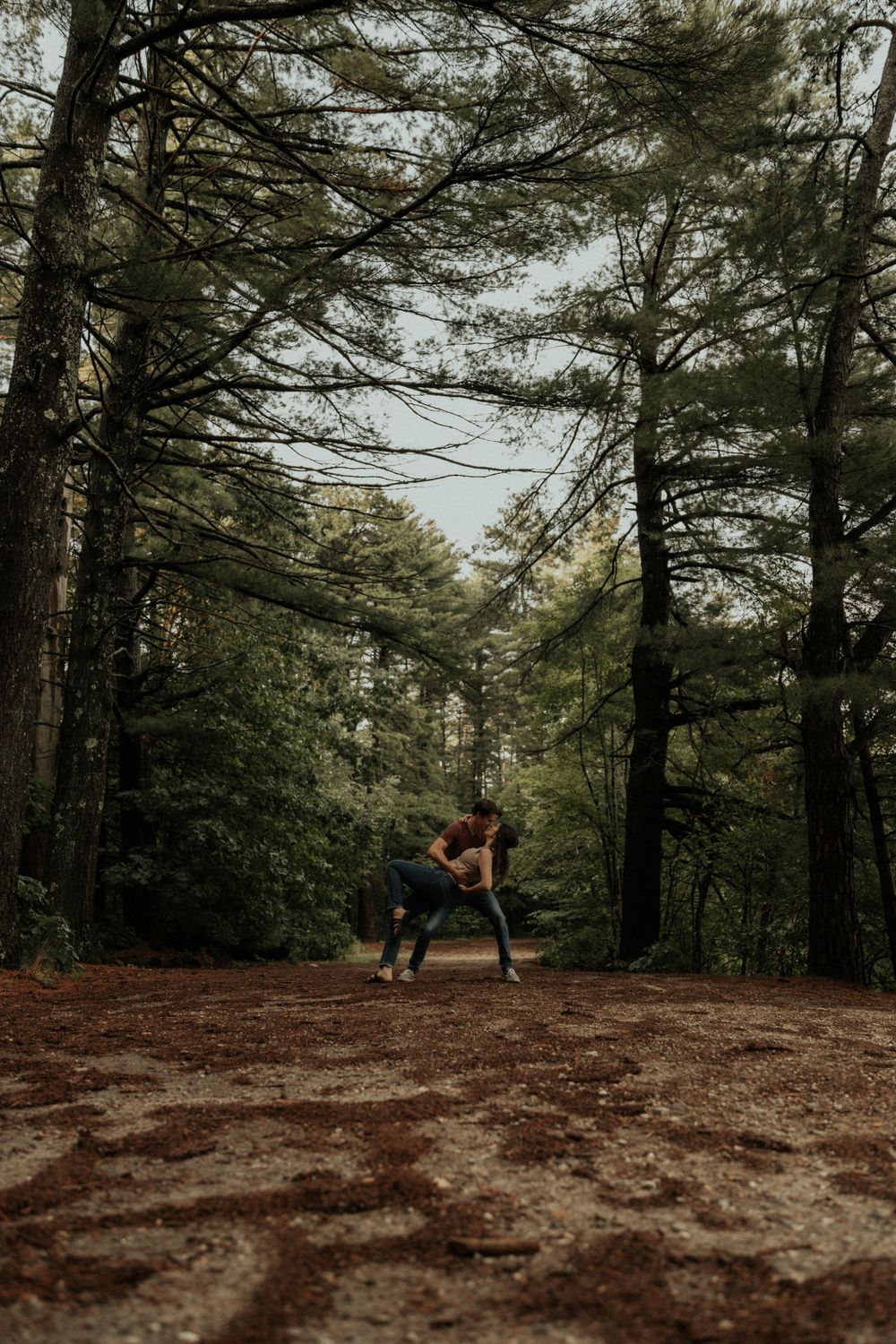 artistically Alexia photography meghan and Aaron engagement session 9