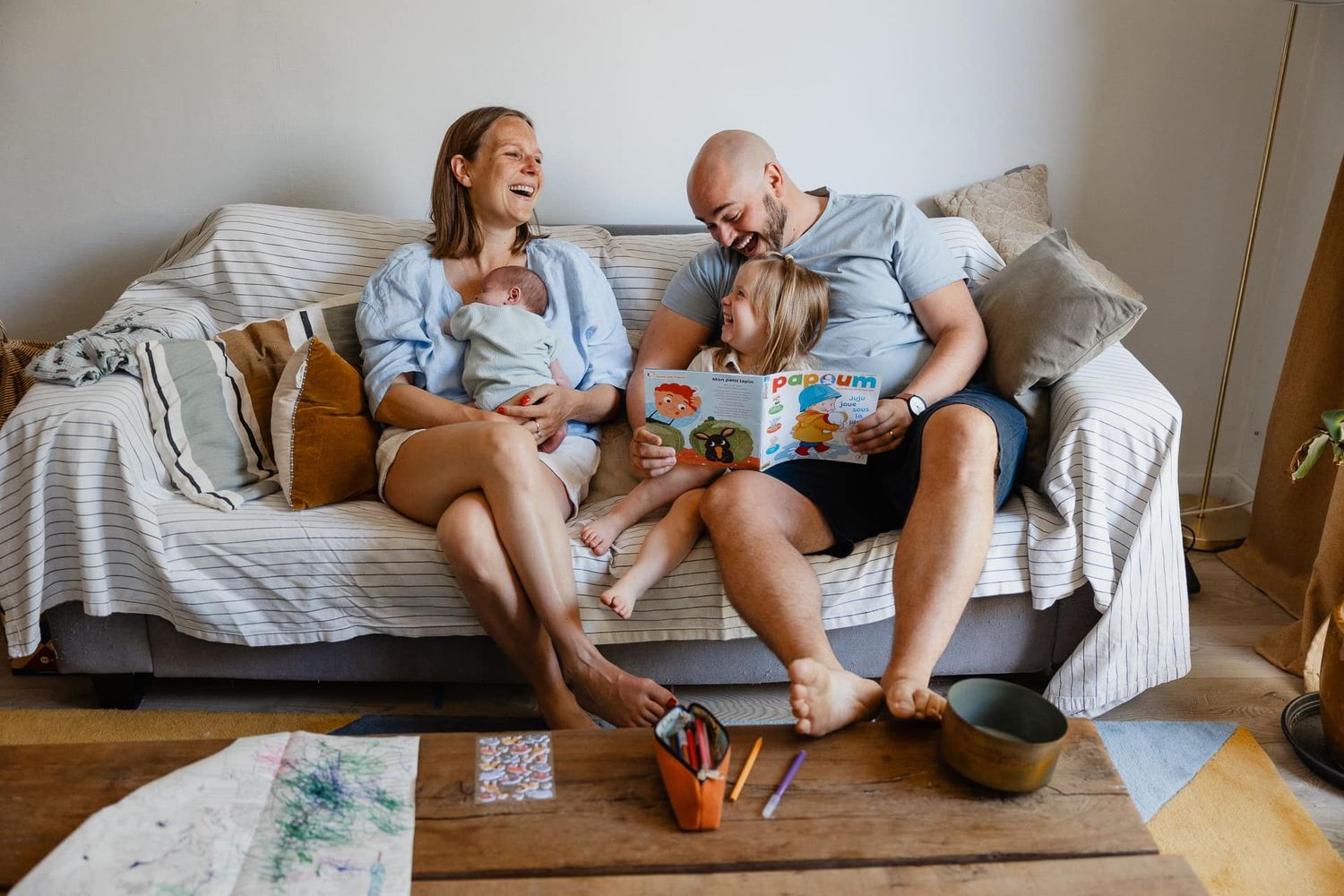 quelles activites prevoir pendant une seance photo de famille a domicile a Lille ? pourquoi pas lire une histoire