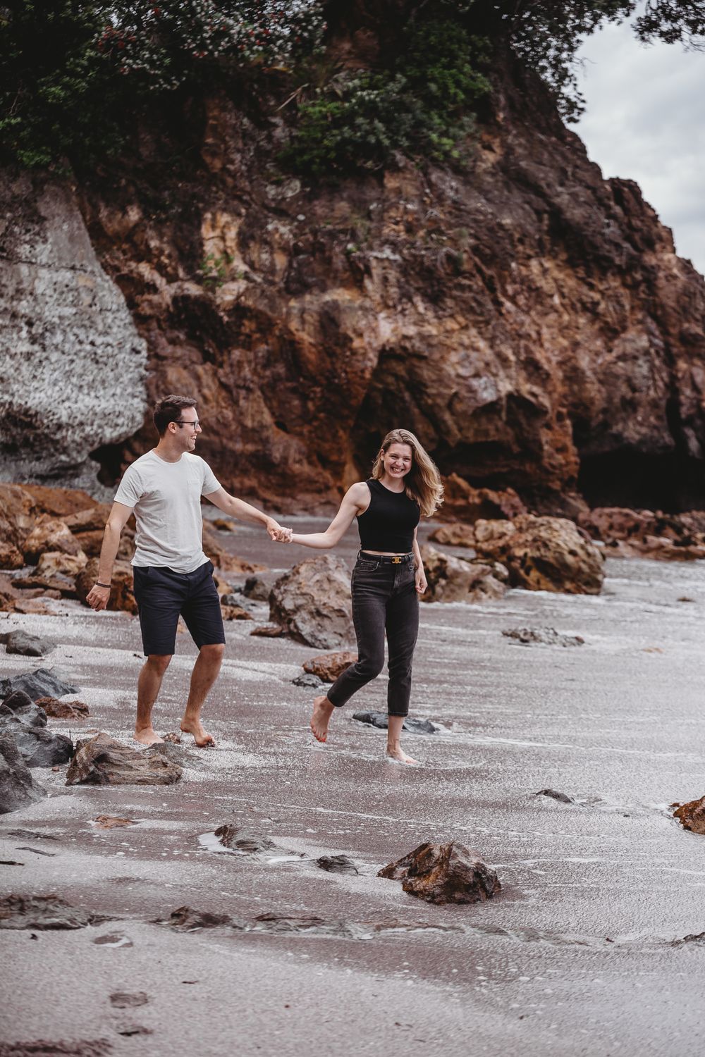 Matarangi engagement session in Coromandel by jennajamesphotography