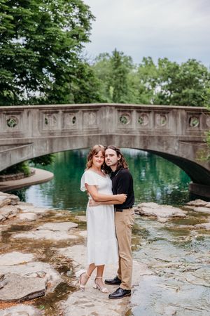 Engagement photos in Eden Park. Cincinnati Wedding photographer. NKY wedding photographer. Chicago Wedding Photographer.