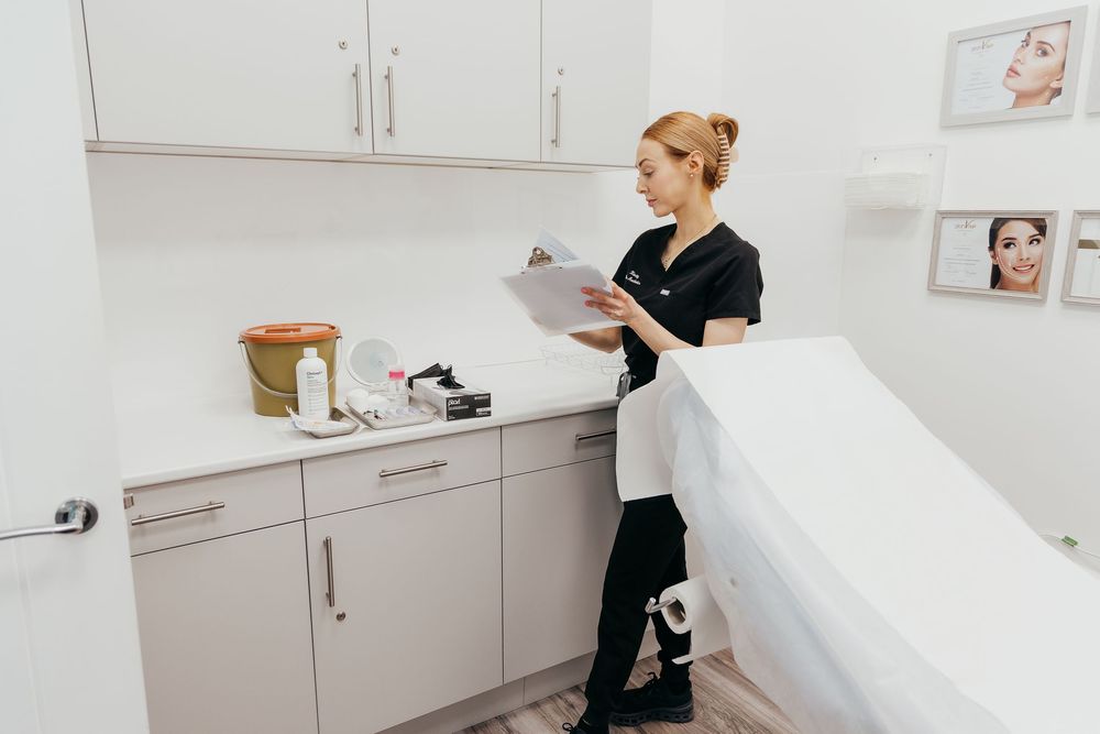 Leeds Clinic Rooms Headshots By Chelle Lundy Photography